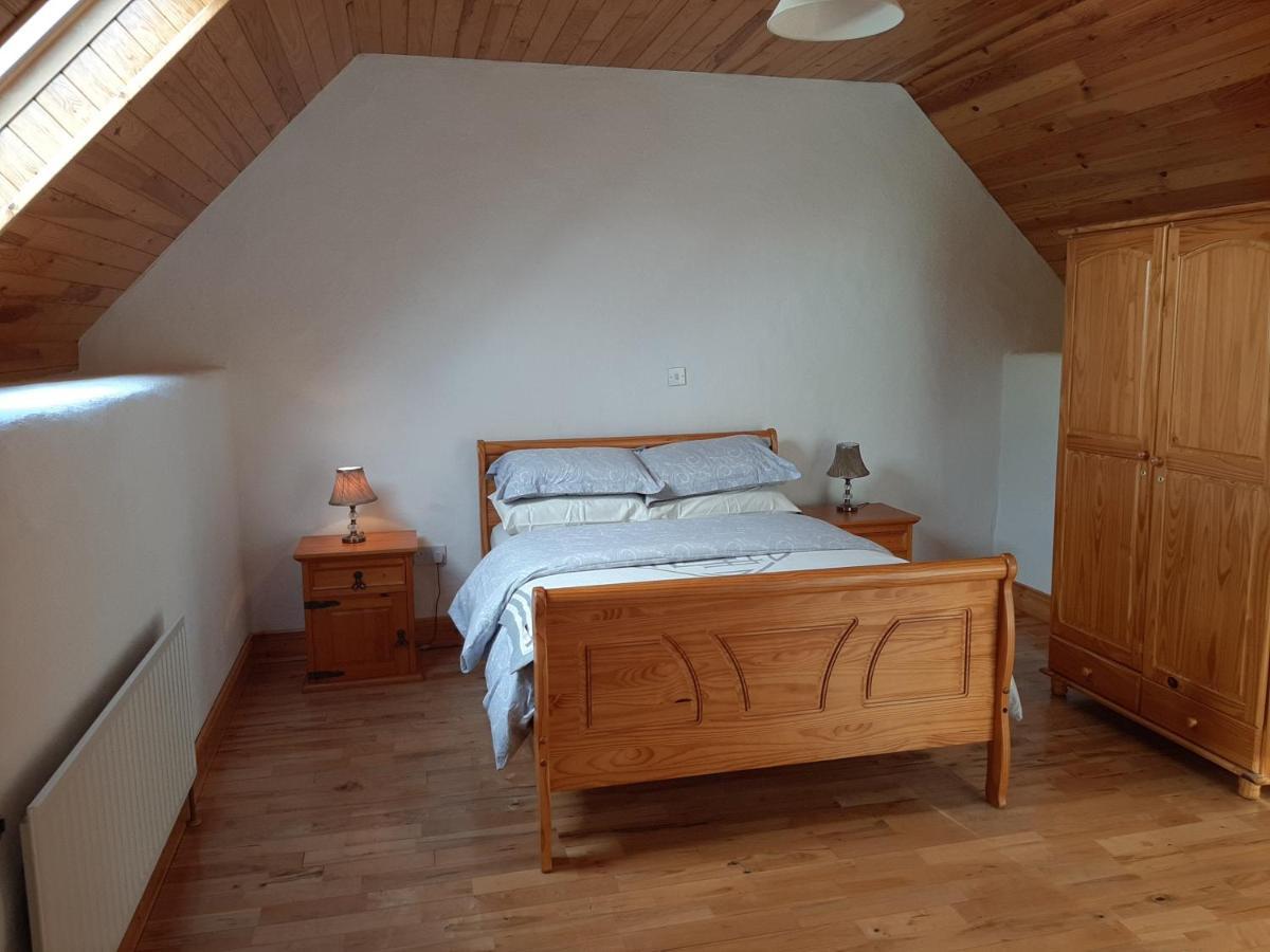 Traditional Cosy Cottage With Beautiful Views Westport Exterior foto